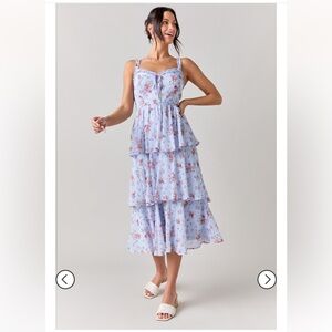 Floral tired midi dress